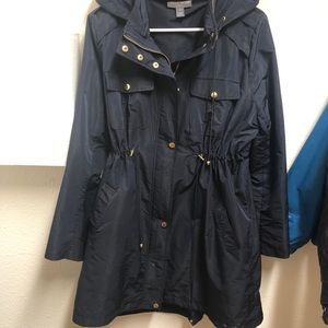 A Pea in the Pod Maternity Rain Coat